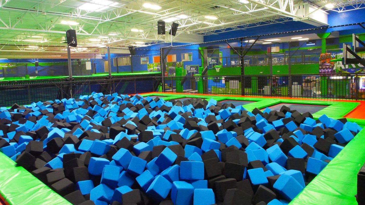 Foam Pit Updown Trampoline Park