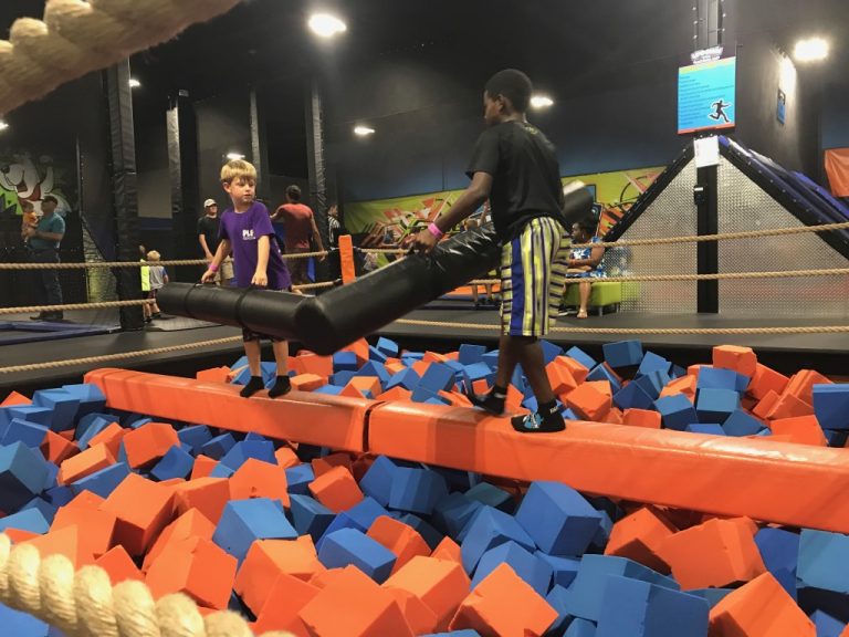 img_7190 - UPDOWN Trampoline Park